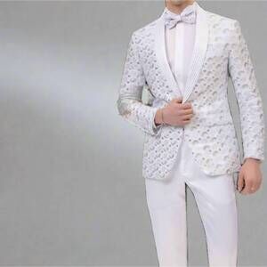 NEW KENT & PARK embroidered sequin slim fit blazer in white